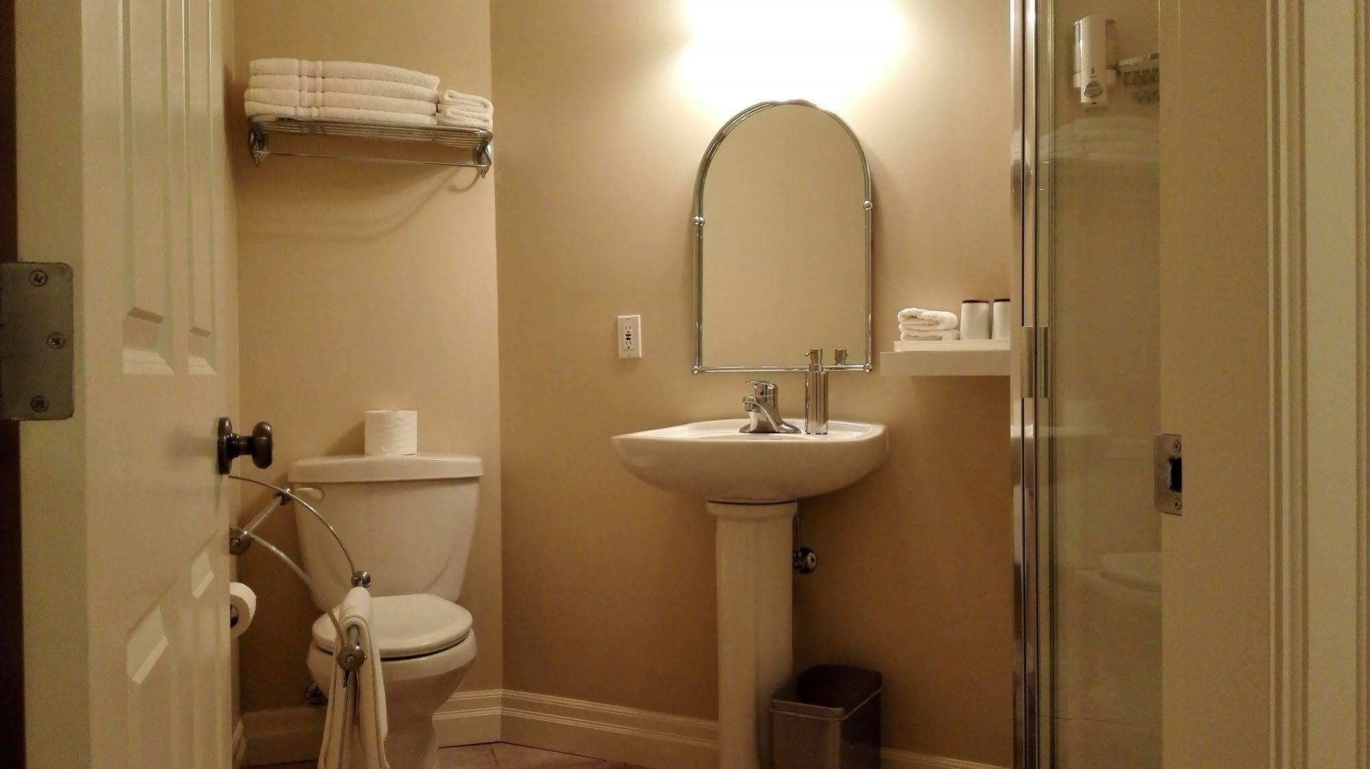 Nanaimo Ocean View Bed & Breakfast エクステリア 写真